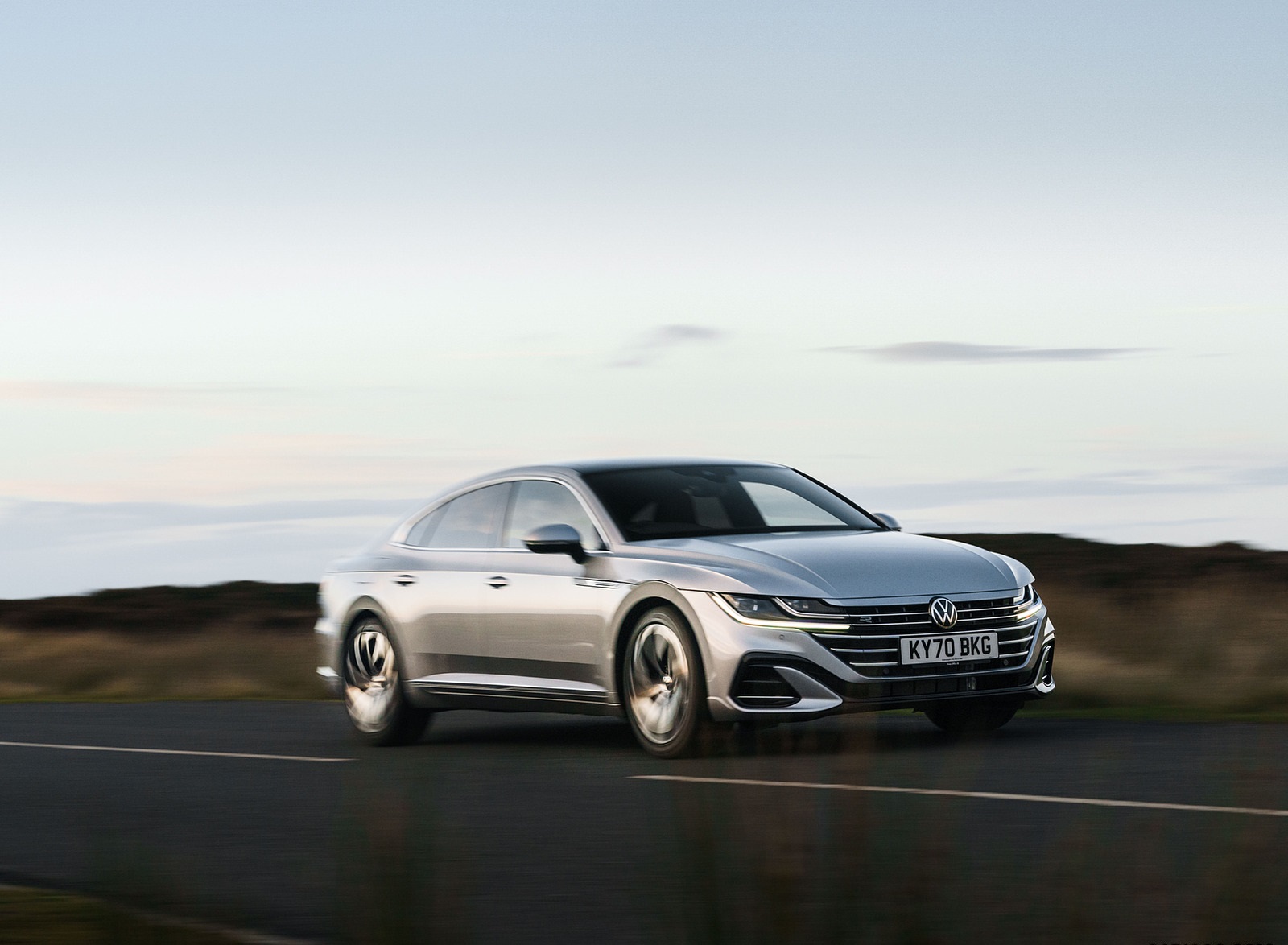 2021 Volkswagen Arteon (UK-Spec) Front Three-Quarter Wallpapers (8)