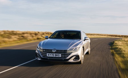 2021 Volkswagen Arteon (UK-Spec) Front Wallpapers 450x275 (16)
