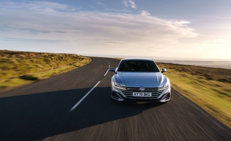 2021 Volkswagen Arteon (UK-Spec) Front Wallpapers 450x275 (29)