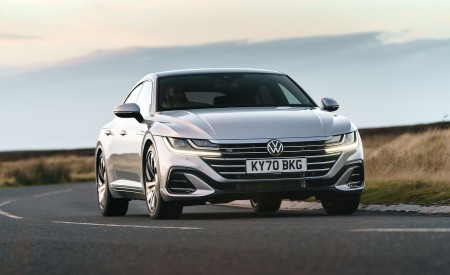 2021 Volkswagen Arteon (UK-Spec) Front Wallpapers 450x275 (5)