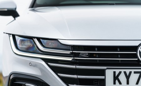 2021 Volkswagen Arteon (UK-Spec) Headlight Wallpapers 450x275 (57)