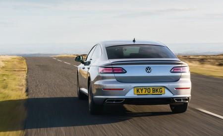 2021 Volkswagen Arteon (UK-Spec) Rear Wallpapers 450x275 (18)