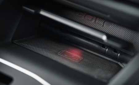 2021 Volkswagen Golf GTI (UK-Spec) Central Console Wallpapers 450x275 (82)
