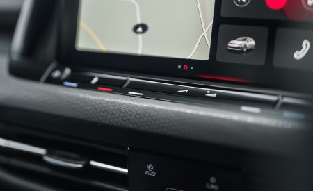 2021 Volkswagen Golf GTI (UK-Spec) Central Console Wallpapers 450x275 (77)