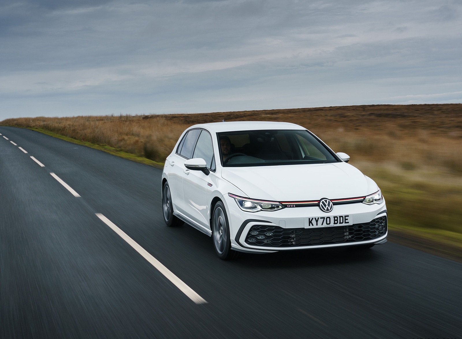 2021 Volkswagen Golf GTI (UK-Spec) Front Wallpapers  #13 of 95