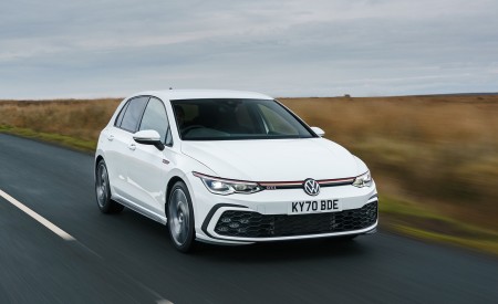 2021 Volkswagen Golf GTI (UK-Spec) Front Wallpapers 450x275 (14)
