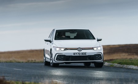 2021 Volkswagen Golf GTI (UK-Spec) Front Wallpapers 450x275 (16)