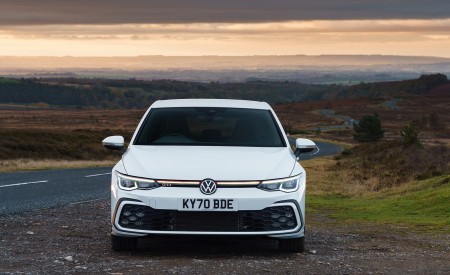 2021 Volkswagen Golf GTI (UK-Spec) Front Wallpapers 450x275 (35)