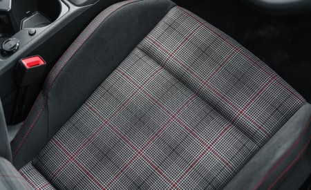 2021 Volkswagen Golf GTI (UK-Spec) Interior Front Seats Wallpapers 450x275 (89)