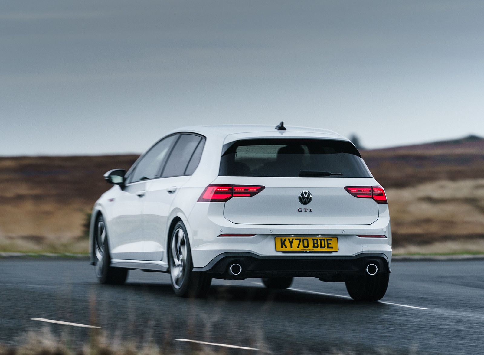 2021 Volkswagen Golf GTI (UK-Spec) Rear Wallpapers #23 of 95
