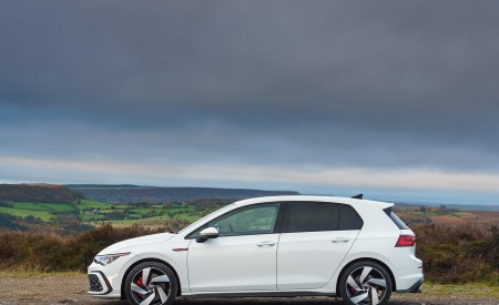2021 Volkswagen Golf GTI (UK-Spec) Side Wallpapers 450x275 (38)