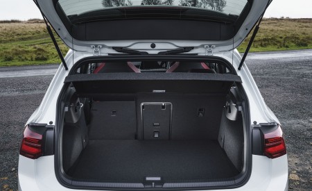 2021 Volkswagen Golf GTI (UK-Spec) Trunk Wallpapers  450x275 (94)