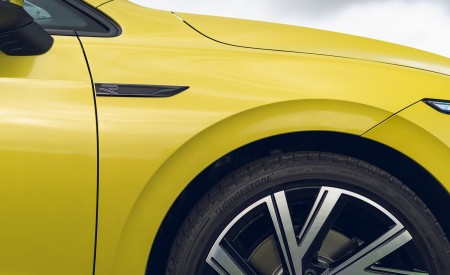 2021 Volkswagen Golf R-Line (UK-Spec) Detail Wallpapers 450x275 (44)