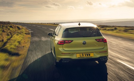 2021 Volkswagen Golf R-Line (UK-Spec) Rear Wallpapers  450x275 (9)