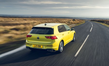 2021 Volkswagen Golf R-Line (UK-Spec) Rear Wallpapers 450x275 (11)