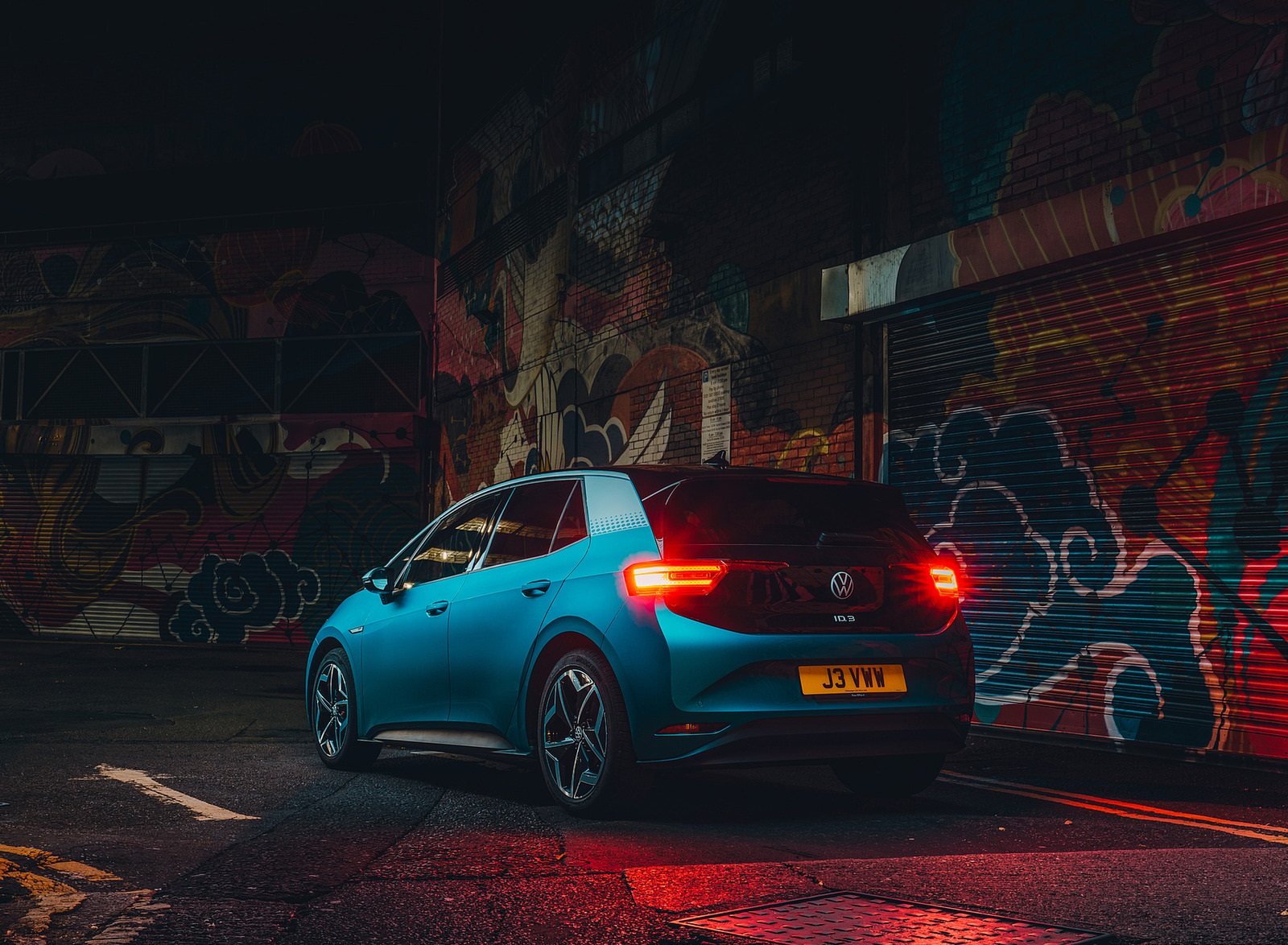 2021 Volkswagen ID.3 1st Edition (UK-Spec) Rear Three-Quarter Wallpapers (15)