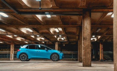 2021 Volkswagen ID.3 1st Edition (UK-Spec) Side Wallpapers  450x275 (18)