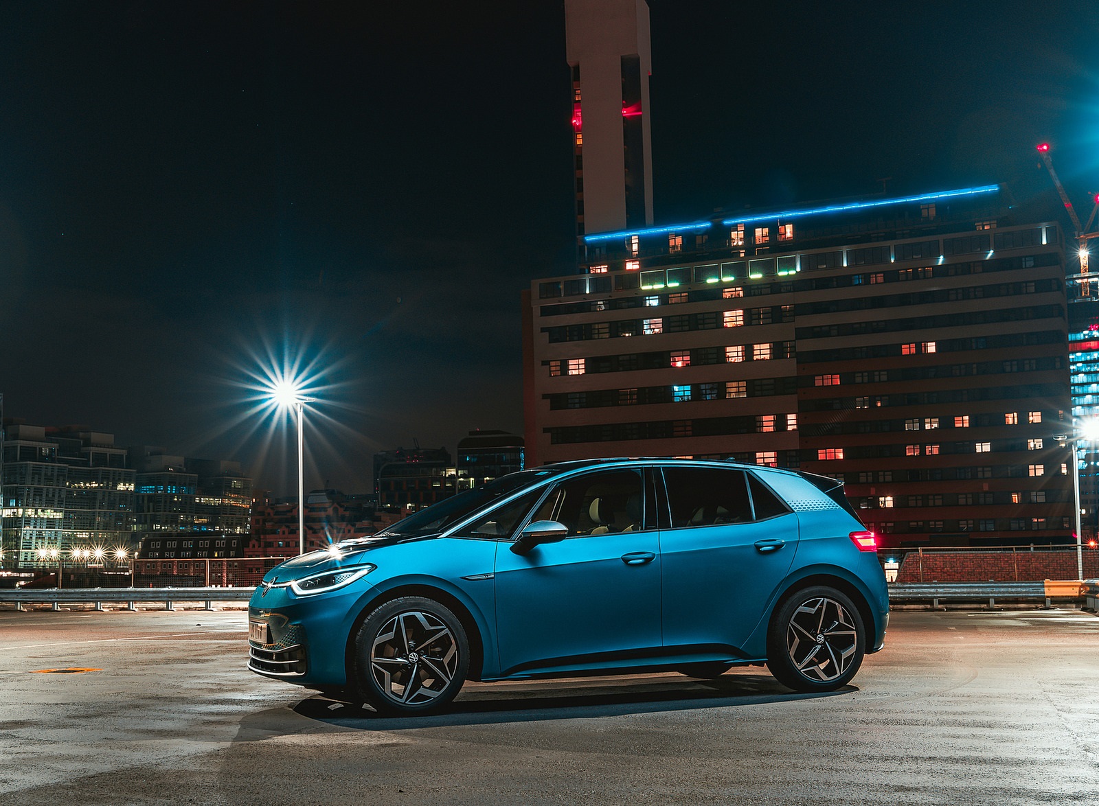 2021 Volkswagen ID.3 1st Edition (UK-Spec) Side Wallpapers (12)