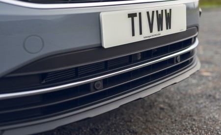 2021 Volkswagen Tiguan Life (UK-Spec) Detail Wallpapers 450x275 (42)