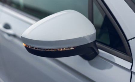 2021 Volkswagen Tiguan Life (UK-Spec) Mirror Wallpapers 450x275 (36)