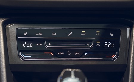 2021 Volkswagen Tiguan R-Line (UK-Spec) Central Console Wallpapers 450x275 (102)
