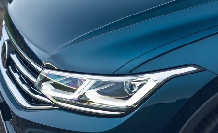 2021 Volkswagen Tiguan R-Line (UK-Spec) Headlight Wallpapers  450x275 (54)