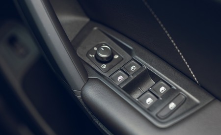 2021 Volkswagen Tiguan R-Line (UK-Spec) Interior Detail Wallpapers 450x275 (106)