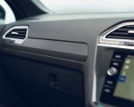 2021 Volkswagen Tiguan R-Line (UK-Spec) Interior Detail Wallpapers 150x120