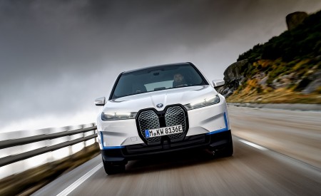 2022 BMW iX Front Wallpapers 450x275 (74)