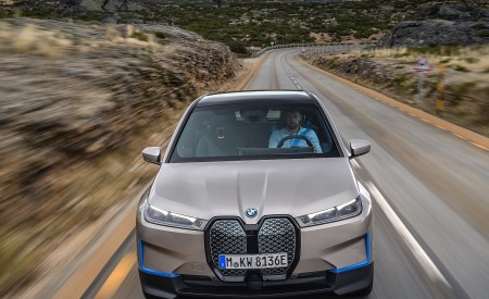 2022 BMW iX Front Wallpapers 450x275 (33)