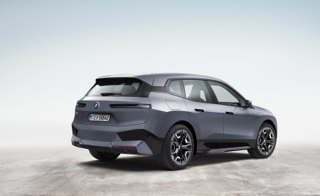 2022 BMW iX Rear Three-Quarter Wallpapers 450x275 (93)