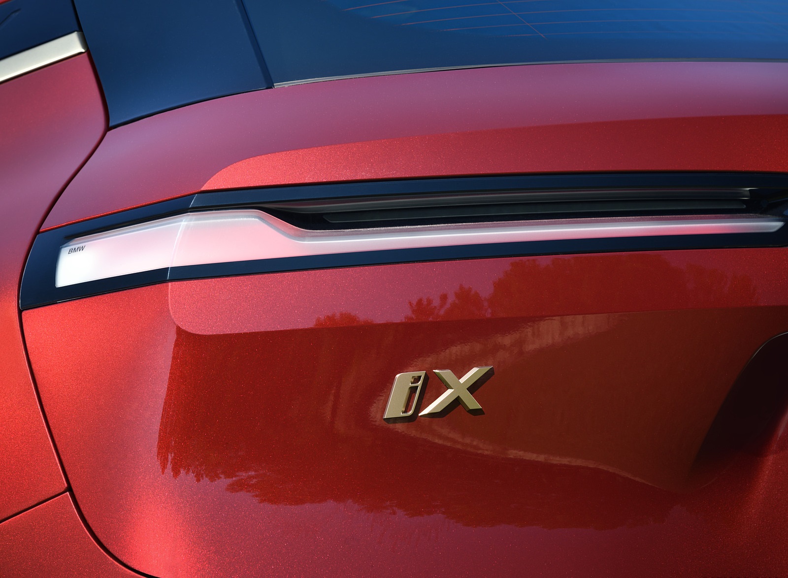 2022 BMW iX with Sport Package Badge Wallpapers #17 of 164