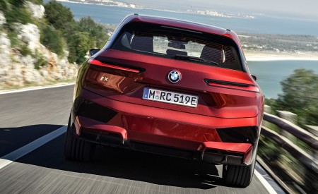 2022 BMW iX with Sport Package Rear Wallpapers 450x275 (5)