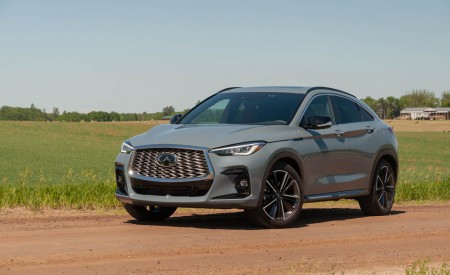 2022 Infiniti QX55 (Color: Liquid Platinum) Front Three-Quarter Wallpapers 450x275 (66)
