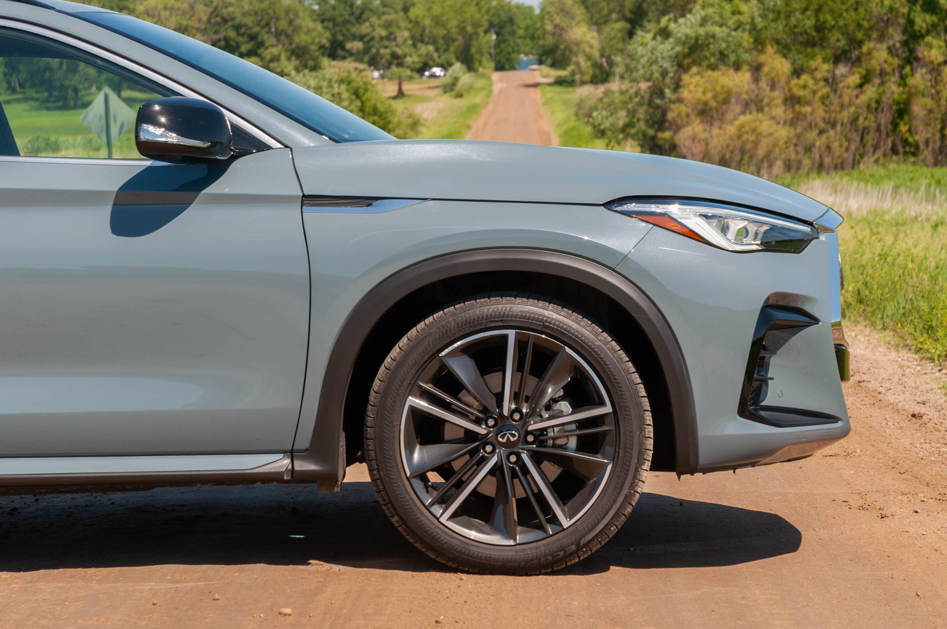 2022 Infiniti QX55 (Color: Liquid Platinum) Front Wallpapers (10)