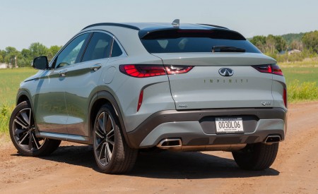 2022 Infiniti QX55 (Color: Liquid Platinum) Rear Wallpapers 450x275 (65)