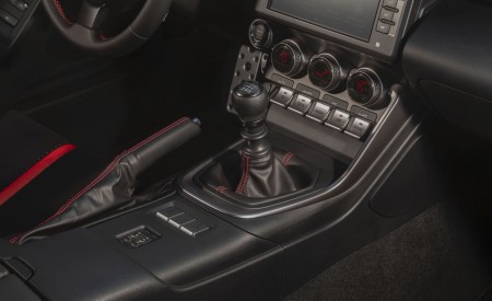 2022 Subaru BRZ Central Console Wallpapers 450x275 (45)