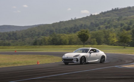 2022 Subaru BRZ Front Three-Quarter Wallpapers 450x275 (62)