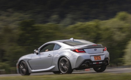 2022 Subaru BRZ Rear Three-Quarter Wallpapers 450x275 (63)