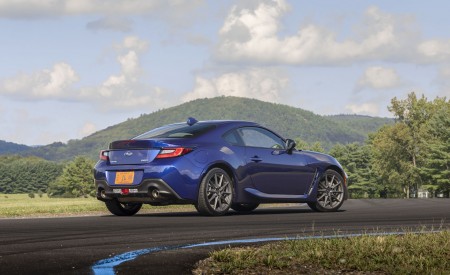 2022 Subaru BRZ Rear Three-Quarter Wallpapers 450x275 (34)