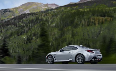 2022 Subaru BRZ Rear Three-Quarter Wallpapers 450x275 (77)