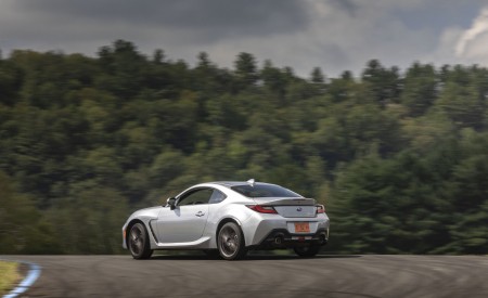 2022 Subaru BRZ Rear Three-Quarter Wallpapers 450x275 (64)