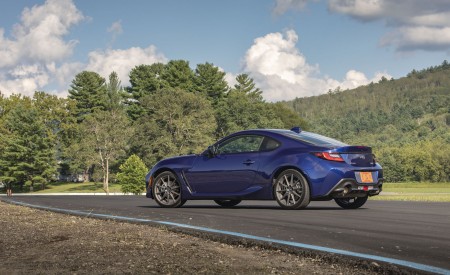 2022 Subaru BRZ Rear Three-Quarter Wallpapers 450x275 (35)