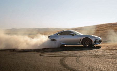2022 Subaru BRZ Side Wallpapers 450x275 (72)