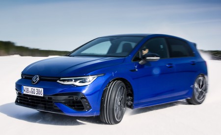 2022 Volkswagen Golf R Front Three-Quarter Wallpapers 450x275 (16)