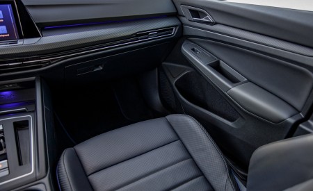 2022 Volkswagen Golf R Interior Wallpapers 450x275 (47)