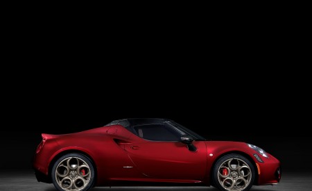 2020 Alfa Romeo 4C Spider 33 Stradale Tributo Side Wallpapers 450x275 (10)