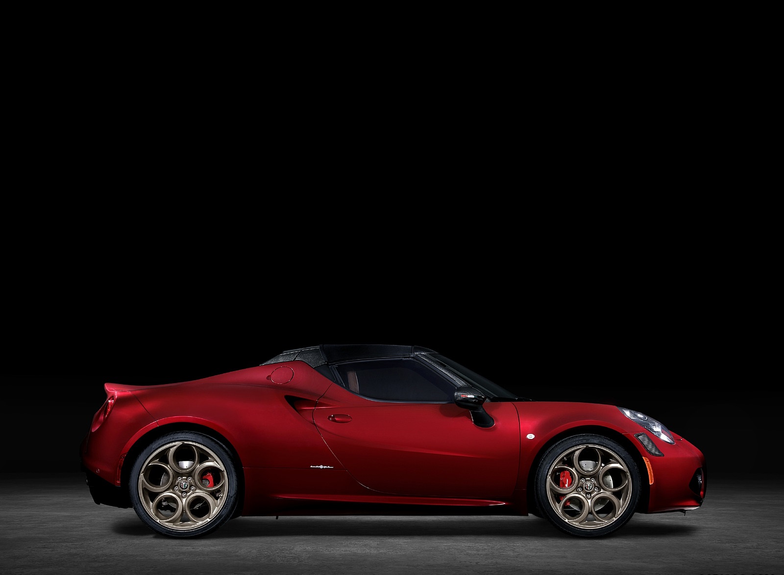 2020 Alfa Romeo 4C Spider 33 Stradale Tributo Side Wallpapers (10)