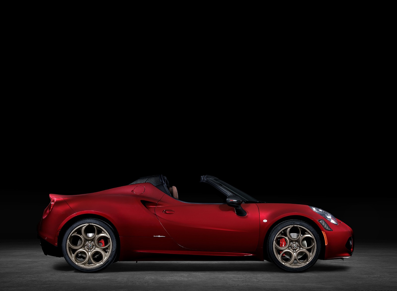2020 Alfa Romeo 4C Spider 33 Stradale Tributo Side Wallpapers (11)