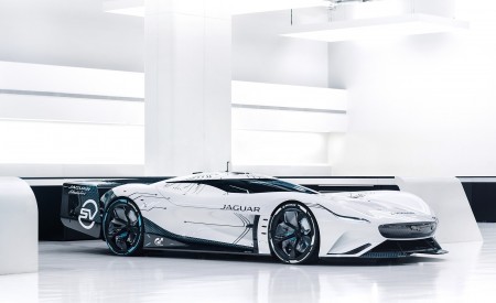 2020 Jaguar Vision Gran Turismo SV Front Three-Quarter Wallpapers 450x275 (5)